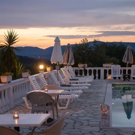 Myrto 4* Пелекас