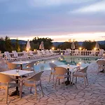 Myrto Lejlighedshotel