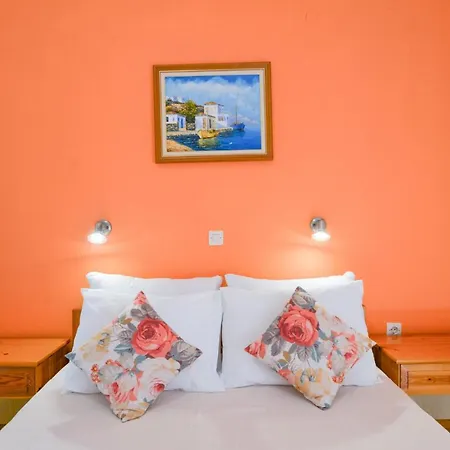 Aparthotel Myrto 3*