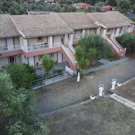 Aparthotel Myrto