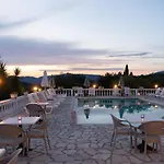 Myrto Apart Otel 4*