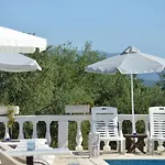Myrto Apart Otel