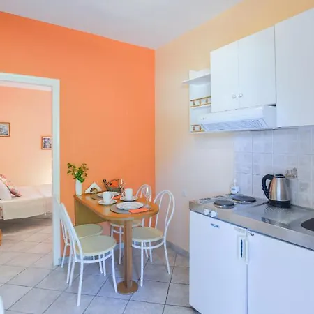 Myrto Lejlighedshotel 4*
