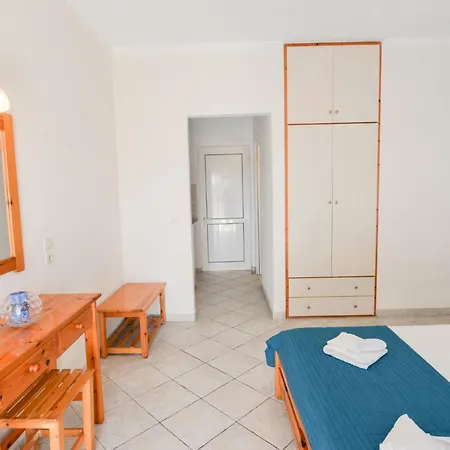 Hotel apartamentowy Myrto Pelekas