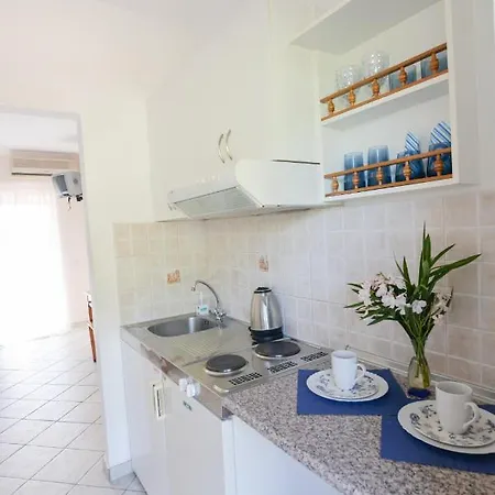 Lejlighedshotel Myrto 4*