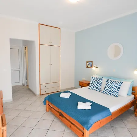 Hotel apartamentowy Myrto